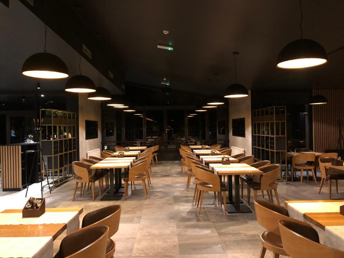 Studio Apartments Kaya Catrnja ภายนอก รูปภาพ